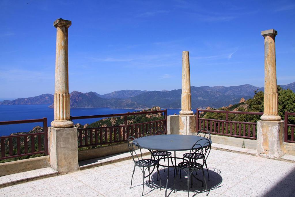 Hotel Les Roches Rouges Piana  Phòng bức ảnh